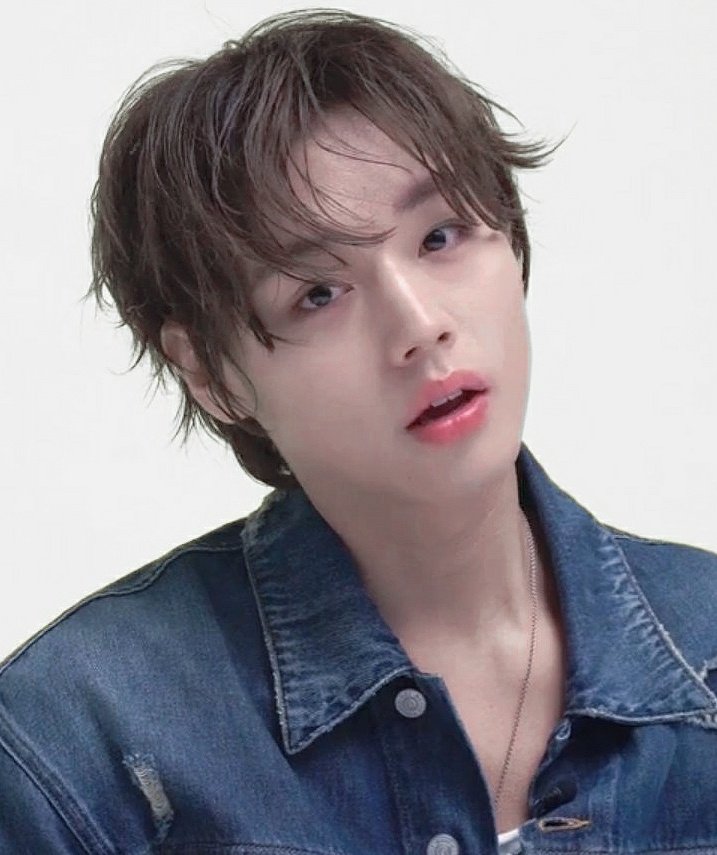 comely529jh's tweet photo. 헐 나 지금 쟤랑 눈 마주친것같아 

#박지훈 https://t.co/vhqN34Cjiz
