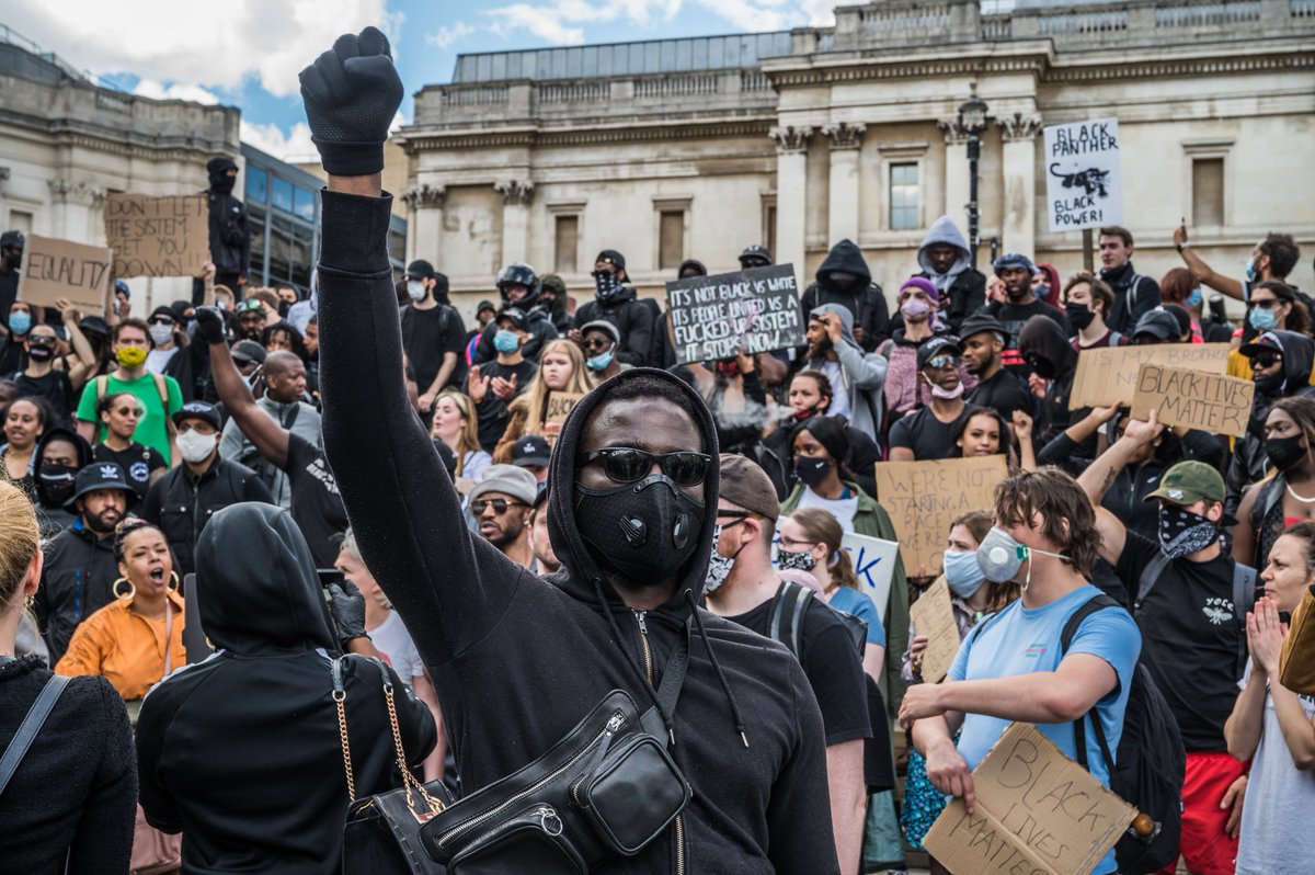 [THREAD]  #photooftheday 13th June 2020: Rage Against The Machine https://sw1a0aa.pics/2020/06/13/rage-against-the-machine/
