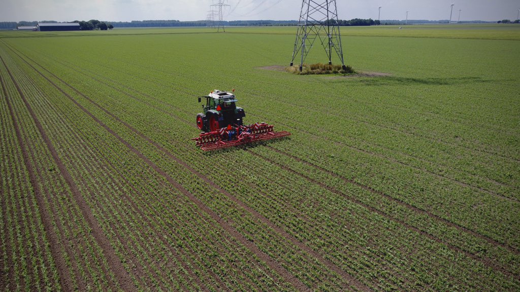 Geïnvesteerd in wat vrijetijdsbesteding 🤩📸 #drone #agrifoto #dji