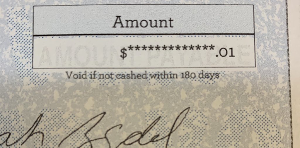 MakennaLeeBooks's tweet photo. Got a refund check from my home mortgage company. 🧐🤣😂🤣 😂#refund #refundcheck https://t.co/ygHIKoA6ay