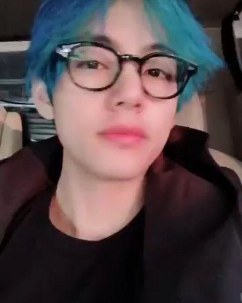 hourIytae's tweet photo. TAEHYUNG HAIR COLOR RANKING
#3:BLUE- 496 VOTES (16%) https://t.co/BLwZws7t2O