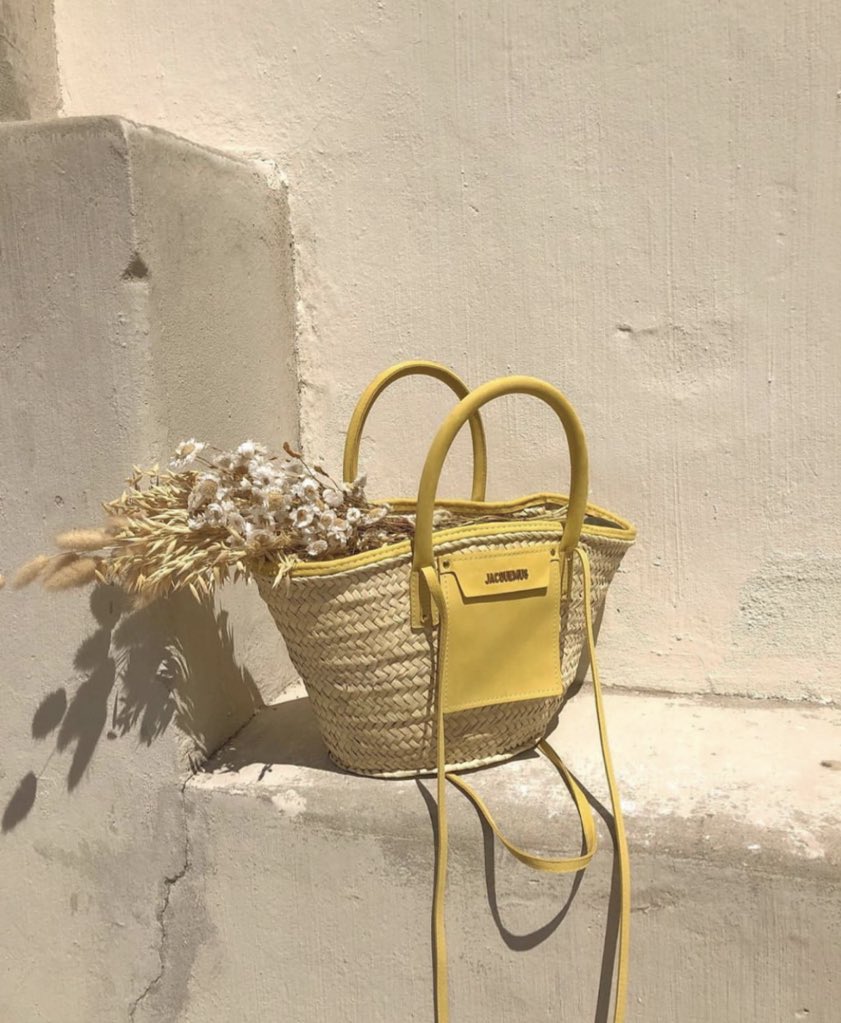 laurentsbitch's tweet photo. dreaming of this kind of summer w extra jacquemus https://t.co/0PAdbFS3vu