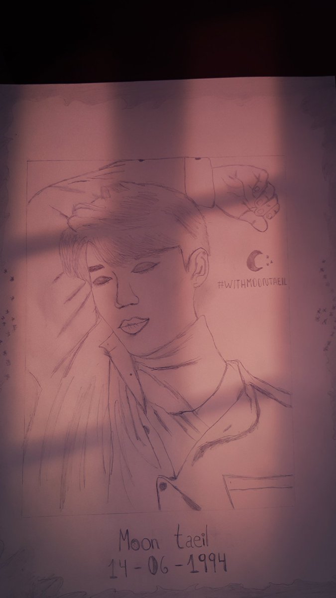 mmxly__'s tweet photo. My Moon🌙💚 no puedo creer que ya cumplas 26 años🤧pues no lo parece aun quiero cuidarte y protegerte de la gente mala que hay en el mundo,espero que sigas asi de fuerte y trabajador mi precioso💚, ERES ÚNICO, TIENES UNA VOZ UNICA💚 +
#withmoontaeil
#HAPPYTAEILDAY https://t.co/S7lI418dvH