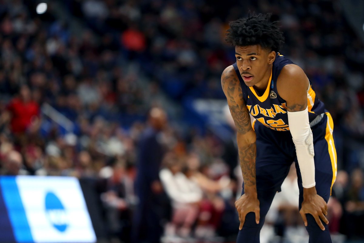 BleacherReport's tweet photo. Grizzlies rookie and former Murray State star Ja Morant asks a Kentucky judge to remove a Confederate statue in downtown Murray. https://t.co/OYcB9AjrOY