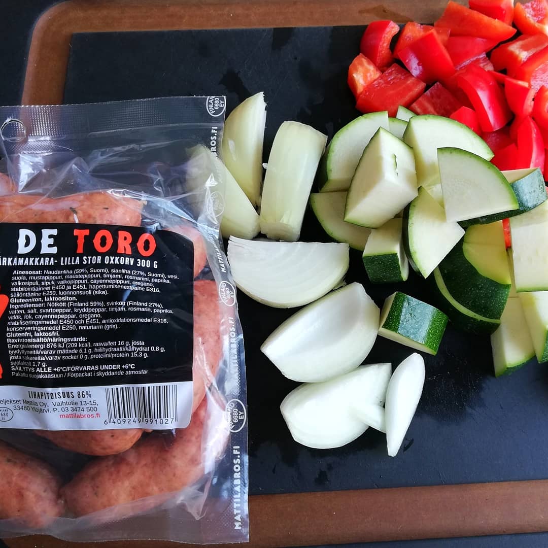 Saatu ilmaistuote @mattilabros
Tänään Bola de Toro häränmakkara vartaita. #grillimakkara #grillaus #grillattu #kesäruokaa