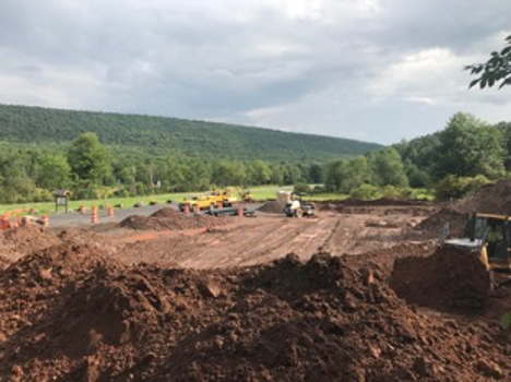 BuyInGreene's tweet photo. Get started on opening up your new business in Greene County! Construction and contractors are now open! 👷

Visit our website for official guidelines to safely reopen. https://t.co/42ZlIqI2v1 https://t.co/qTpgGsXtSl