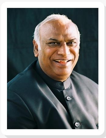 DaymaKusum's tweet photo. वरिष्ठ राजनेता श्री .@kharge जी आपको
कर्नाटका से राज्यसभा के लिए निर्विरोध सदस्य चुने जाने पर हार्दिक बधाई एवं शुभकामनाये। https://t.co/BWRnNpBXke