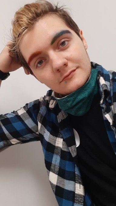 Get your pride on yall. It's the season to riot   Findom https://t.co/MrToQ9dnhd<a href="/tag/queerdom"class="tags"><span>#queerdom</span></a>