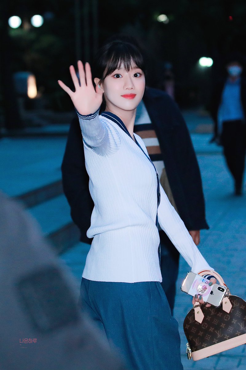 200520
#에이프릴 #나은 #이나은