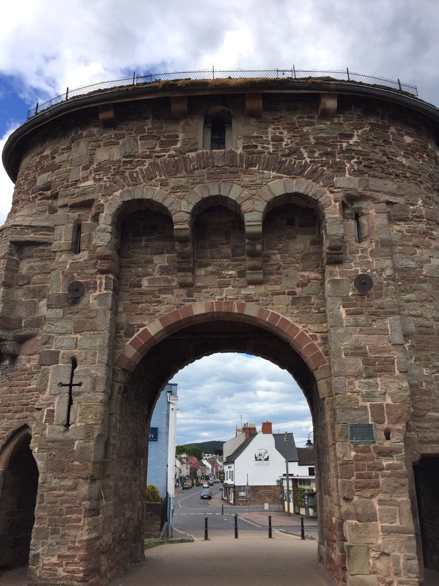 Robert Penn tweet media