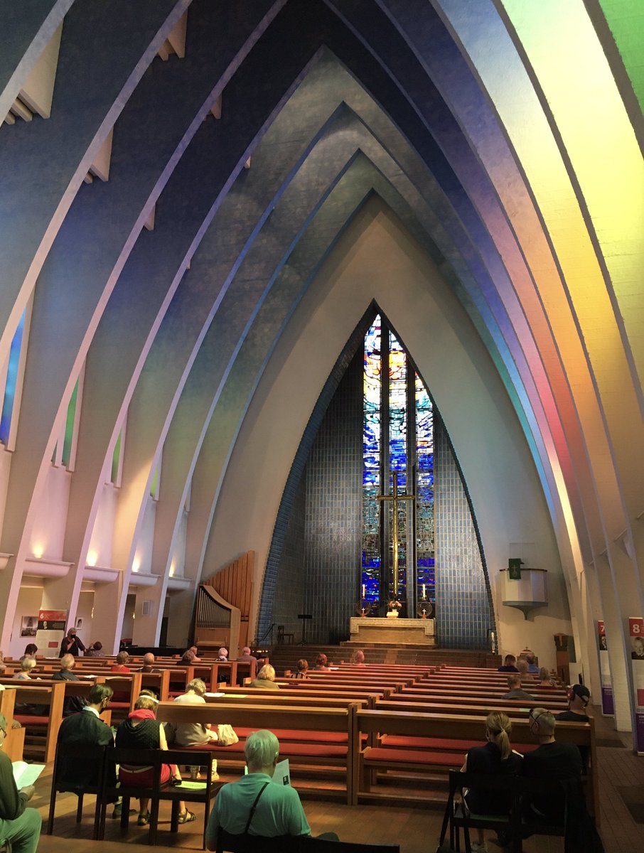 NiccoloTribolo's tweet photo. Heute war ich beim #Noonsong in der #Kirche am #Hohenzollernplatz. Eine Dame ergriff es so sehr, wie ich es grade vermeiden konnte: Nach so langer Abstinenz von #Livemusik ergab sie sich den Tränen.
BTW: Gutes Antiviruskonzept.
https://t.co/Ml92w7WzkT
https://t.co/geuWmDwkV9 https://t.co/W4QpqXcLOi