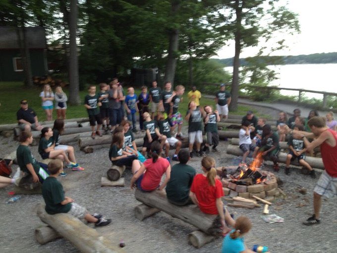BCSDGintherAP's tweet photo. Congratulations class of 2020! 8 years ago you were my first group of students and I am so happy to see many familiar faces graduating this week. In my first year teaching, you all probably taught me more than I taught you. 😊 The best of luck to all of you! @BrockportCSD https://t.co/DqVRLQpSLi