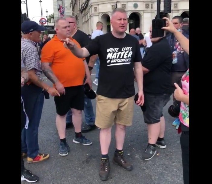 MelisssfMelissa's tweet photo. Convicted terrorist Paul Golding #BritainWorst, who wore underpants on his head at a Remembrance Sunday and can’t tell the difference between the Cenotaph and Robert E Lee monument.
(@metpoliceuk confirms that the Cenotaph was not vandalised or damaged during the BLM protests.) https://t.co/J5A3Hk0Oi0