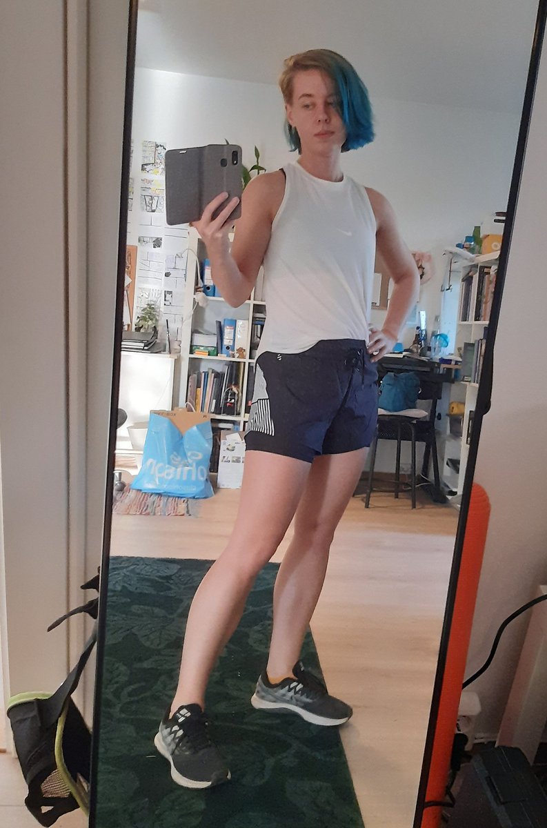cha_sand's tweet photo. I wanna wear activewear all the time https://t.co/PQelIP9tTI