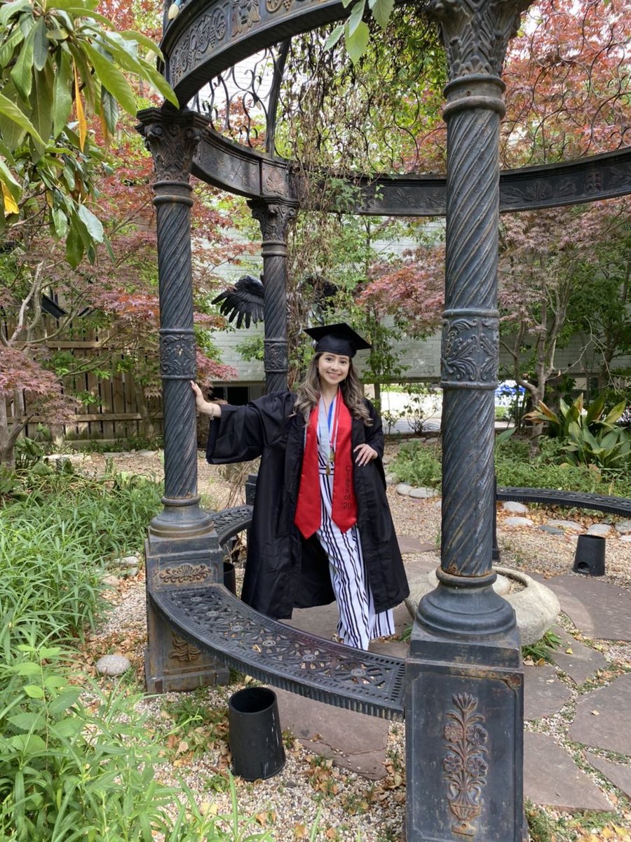 nnvrmnd's tweet photo. c/o 2020 🎓’ https://t.co/NrbsE1TVkg