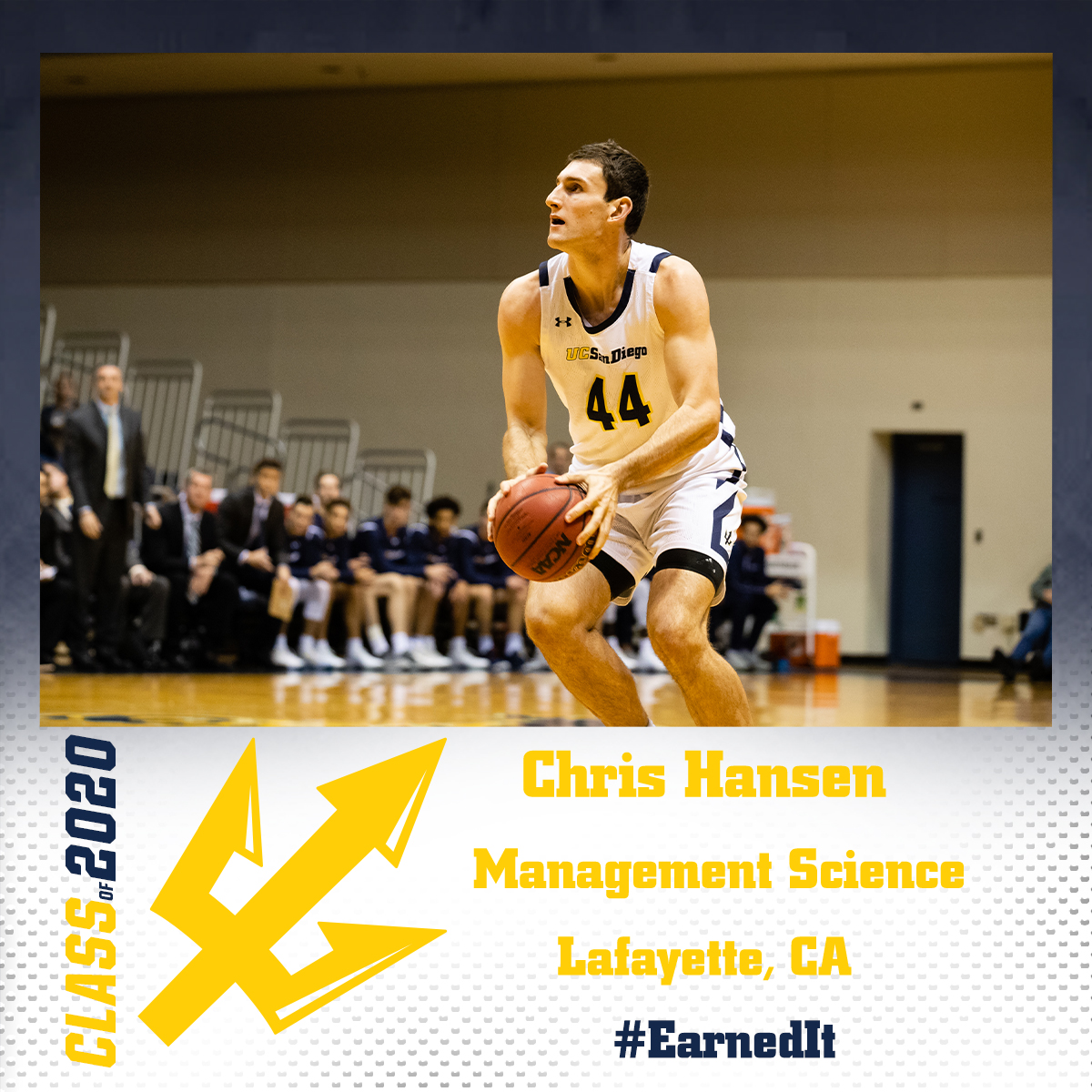 UCSDmbb's tweet photo. Congratulations Connor, Scott, Christian and Chris on graduating today! Thank you for all of your hard work & sacrifices over the years. You guys have had a positive impact on our school and our program. We wish you guys luck in your next chapter!
#UCSDgrad | #TritonGrad https://t.co/Z0Ua5OKOCc