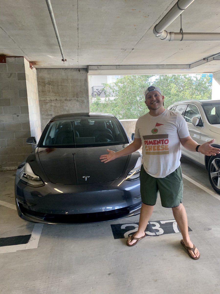 JoeyFreshwata's tweet photo. New baby #Tesla #workcar thanks @Tesla @elonmusk #pimentocheese #ev #blessed https://t.co/nsrWt8RAPJ