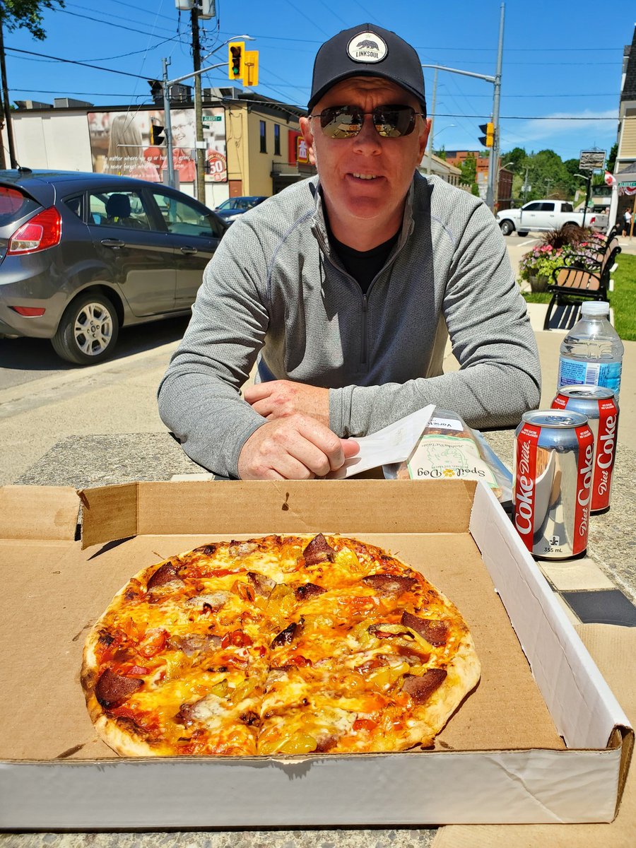 deekelly70's tweet photo. Sat. Lunch from #jacobsgrill in St. Jacob's. The millrace pizza was amazing!!! Thanks #Fatsparrow for the great lunch option! https://t.co/9d6aBXpWuQ