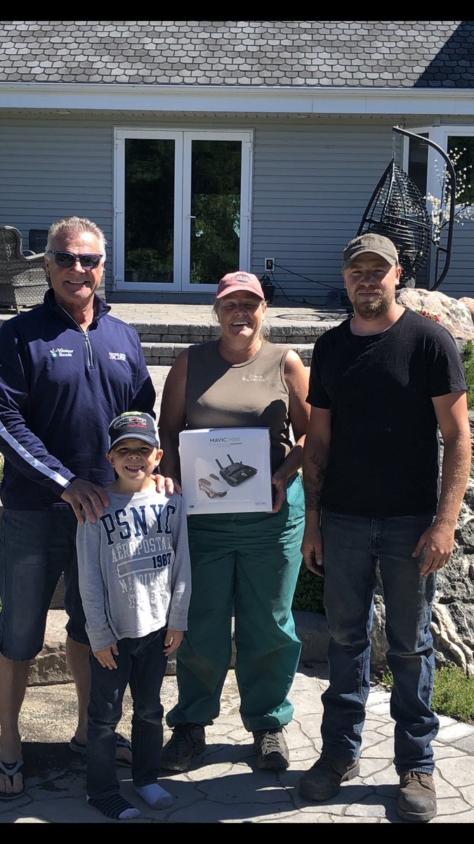 Congratulations to Pappel Farms Ltd Sandra Riley Del winners of the Drone from Wesmar Seeds &amp; Prograin Happy crop scouting ⁦<a href="/Prograin_inc/">Prograin</a>⁩ ⁦<a href="/rempel_shawn/">Shawn Rempel</a>⁩ ⁦<a href="/CameronHild/">Cameron Hildebrand</a>⁩ ⁦<a href="/bsfarmzeldon/">Eldon Klippenstein…thinking of tomorrow</a>⁩
