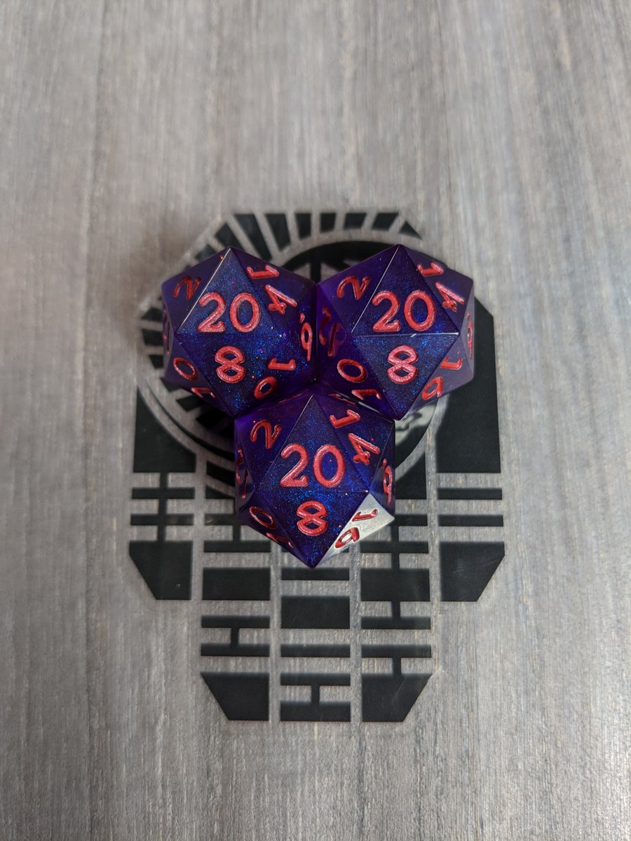LuckyHandDice tweet media