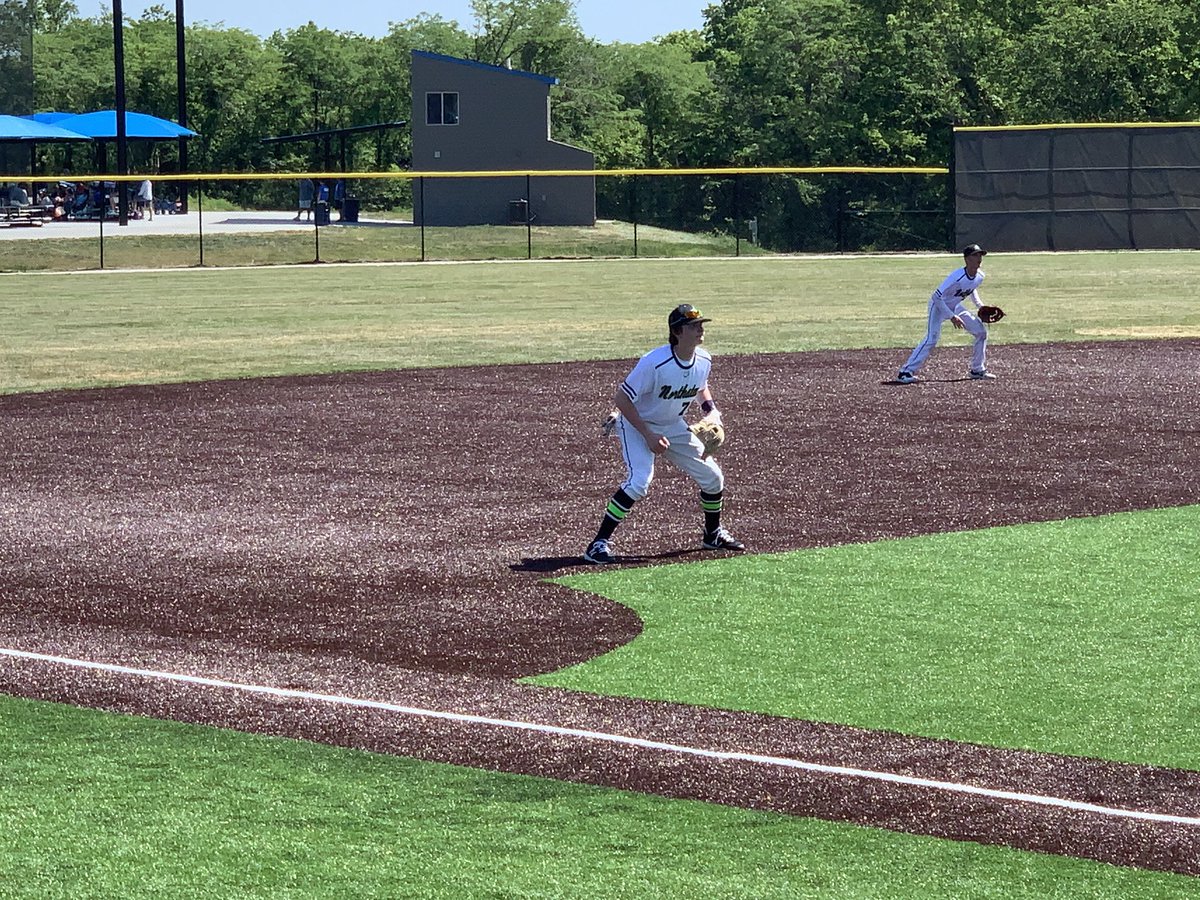 bobmaclean's tweet photo. Great to be outside watching my son play baseball!  Thanks @NorthStar__BB for making this happen!  #15U #KansasCityPBR https://t.co/Sxf27YooGj