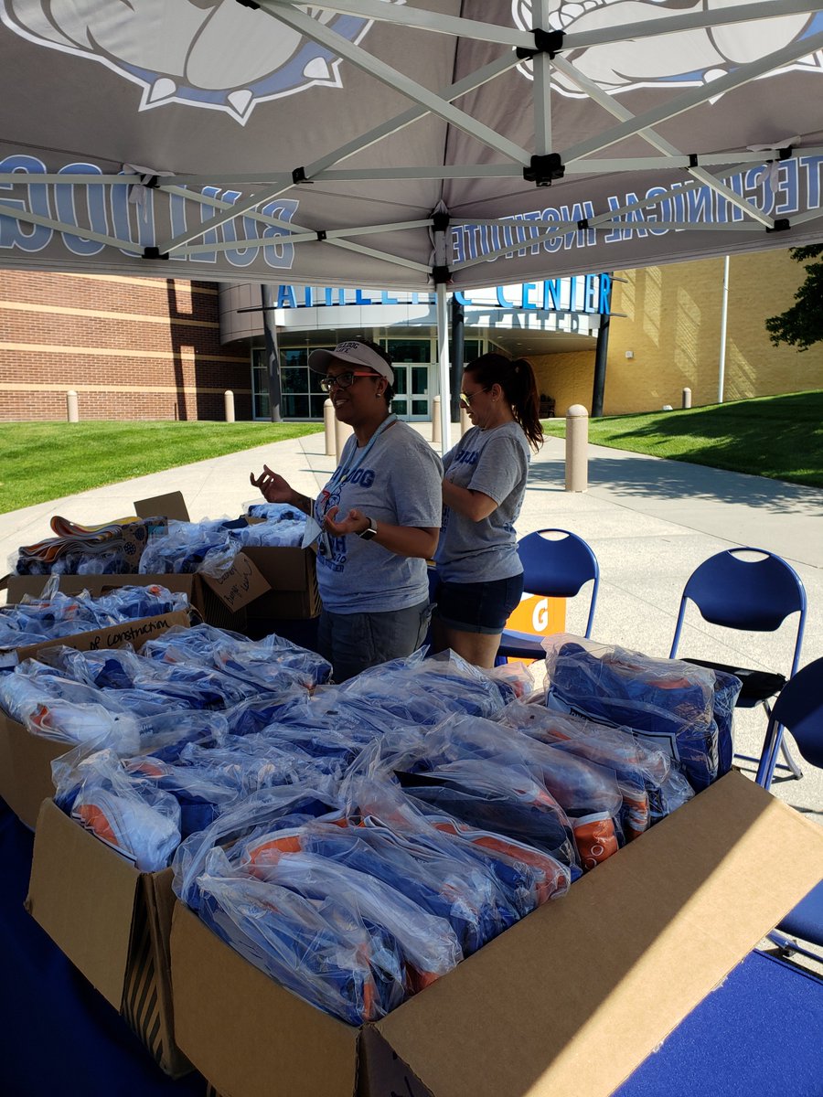 PCTI Class of 2020 (@pcti2020) on Twitter photo Perfect day to distribute caps and gowns to our seniors. Shout out to <a href="/PassaicSheriff/">P.C Sheriff's Office</a> for always showing their support for our school, kids and staff. Thank you!
#blueandwhite
#classof2020strong
#proudclassadvisor
#gonnamissthesekids Perfect day to distribute caps and gowns to our seniors. Shout out to <a href="/PassaicSheriff/">P.C Sheriff's Office</a> for always showing their support for our school, kids and staff. Thank you!
#blueandwhite
#classof2020strong
#proudclassadvisor
#gonnamissthesekids