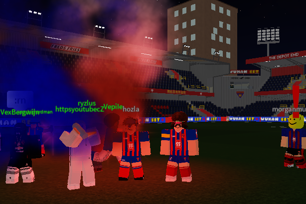 SCFCRBLX's tweet photo. Lights out here... Thanks for the memories 🚌🔴🔵 https://t.co/AZImQhauRt