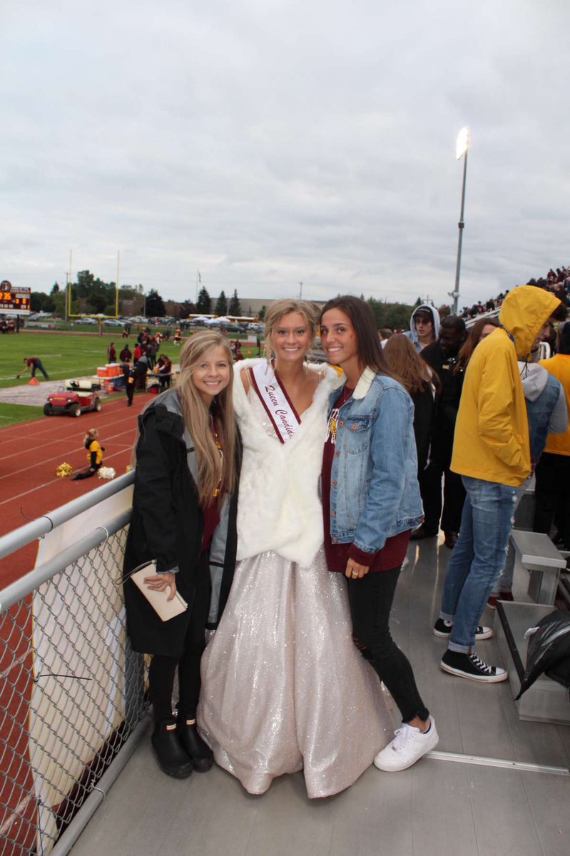 libbyolson11's tweet photo. happy 18th to my bff @taylor_lintz ! I love you so much and can’t wait to celebrate with you later <3 Hope you have the best day ever 💕🏃🏼‍♀️ https://t.co/ho2wokvUra