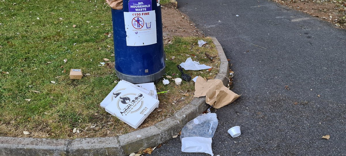bazzz3's tweet photo. Then to be greeted by this....#DIRTYCUNTS https://t.co/zBQ4dqPkZQ
