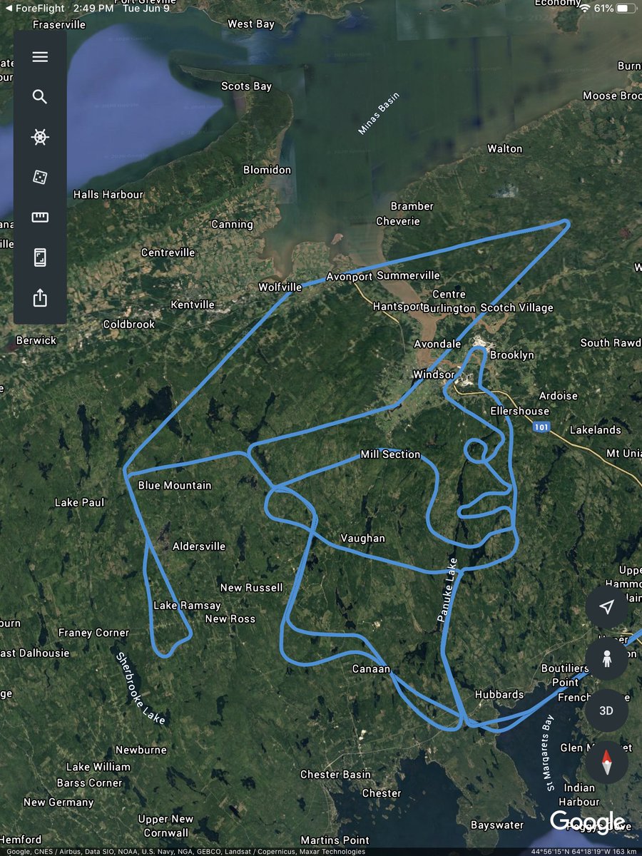 AlexandrasPizz2's tweet photo. We are not even a little bit surprised that our founder @DimitriNeonakis  would do this sky art for students. He celebrates young minds on a regular basis. This is a pretty unique tribute during a unique time. Thanks for continuing to inspire us, Dimitri. #pizzadelivery #NS #pei https://t.co/je2bPkIuEU