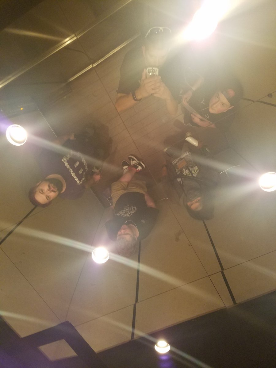 Dem_Bone's tweet image. Hey @Norith613 and @knucklesr98 
Happy birthday to ya nerds 🥳