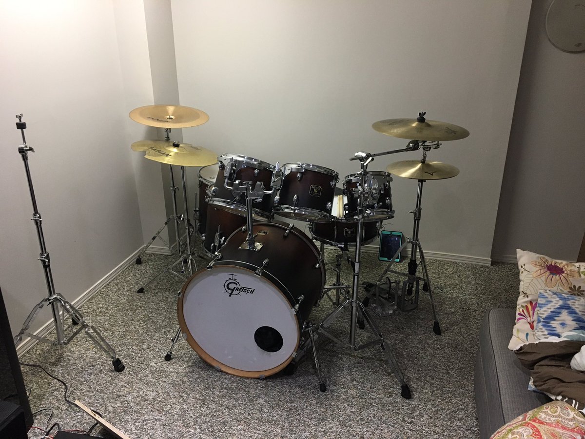 Kieran turns 14 today. Would love a shout out from his Crüe boys!  We had tickets to see you at the Stadium Show this year in Buffalo. Will wait for 2021. <a href="/NikkiSixx/">📷</a> <a href="/MrTommyLand/">T🥁mmy L33</a> <a href="/mrmickmars/">Mick Mars</a> <a href="/thevinceneil/">Vince Neil</a> <a href="/MotleyCrue/">Mötley Crüe</a>