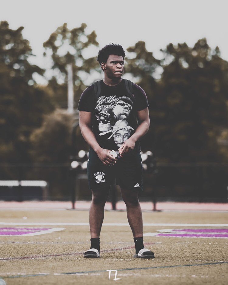 khalilelamin10's tweet photo. 🏈🖤 https://t.co/g6rNtuwmlR
