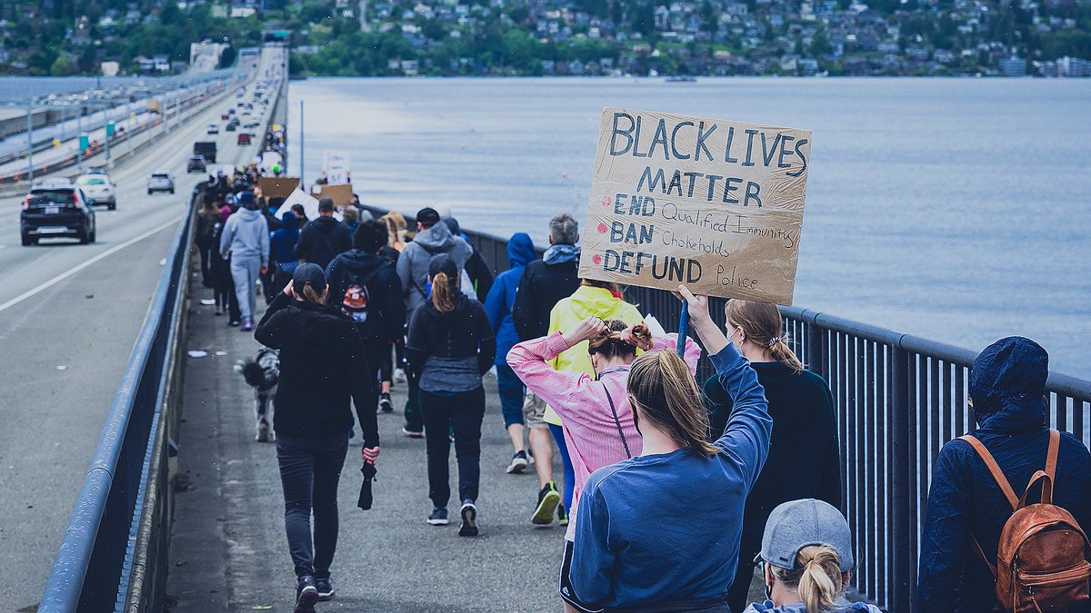 We were proud to be a part of today's Bridge to the Future march, organized by Tiffany Chancellor and Nathalie Wright, wives of @KamChancellor and @KJ_WRIGHT34. ✊🏿✊🏾✊🏽✊🏼