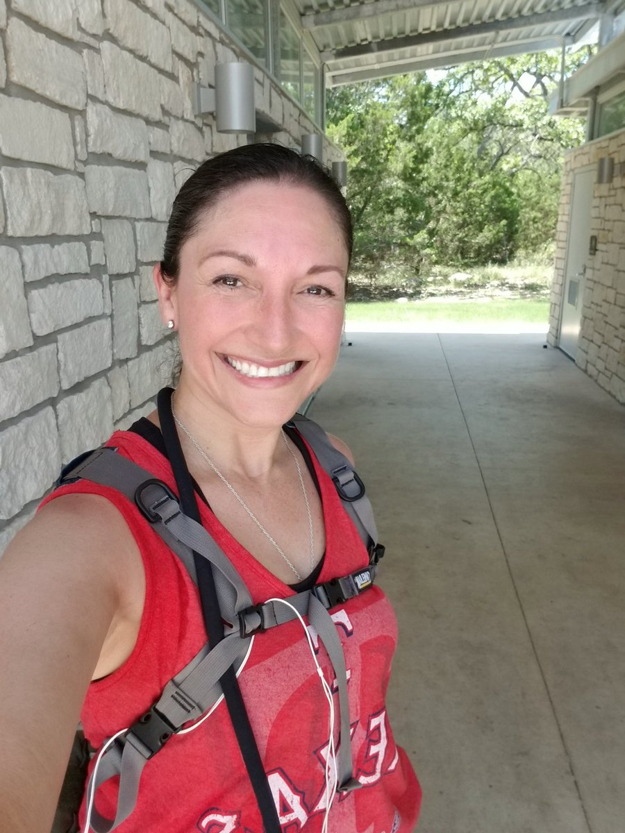 TxSmiley1's tweet photo. Thank you @TPWDparks @TPWDnews 
Taking an 8 mile hike today was the BEST way to 'unplug'! #Peace #silence Special thanks to Kim for being so hospitable! Great team! 💙 @COLGrahameJones @txgamewarden https://t.co/KBpGApzaMr