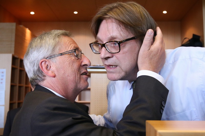 SpettroF's tweet photo. @_GrayDorian @RPegna @guyverhofstadt @derspiegel Si spiega tutto. https://t.co/FzPV85RswR