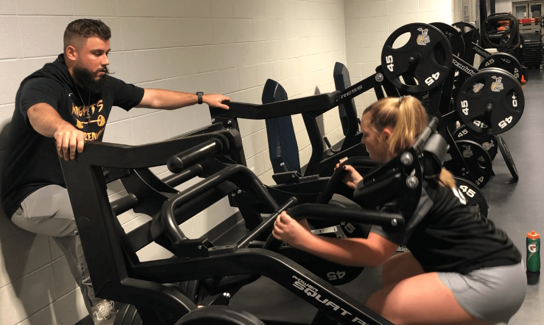 chattCONNECT's tweet photo. Inside Pitch: 2022 Catcher Makaela Penning Shares Her Fears of Returning From a Scary Concussion… “I Wouldn’t Let it Defeat Me!” 
https://t.co/f8kbERKVhn 
#catcher #makaelapenning #player #athlete #profile https://t.co/VekYnm63TE