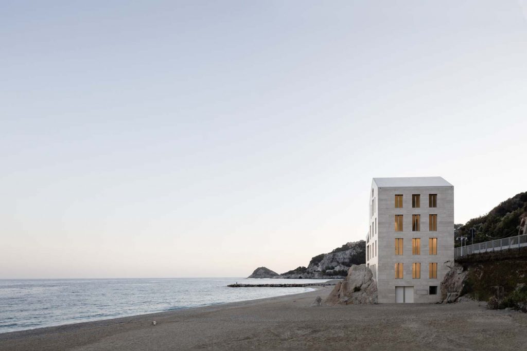 Arquine's tweet photo. Una casa en el mar | https://t.co/7QYqQbMCIw https://t.co/RIJ1W8jtLs