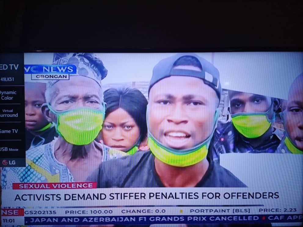 Only God knows where this baba Came from ,He's not part of the team but he felt Concerned #JUSTICE TO ALL RAPE VICTIMS
LOVE DOnT RAPE
SAY NO TO RAPE <a href="/opeyemioladunn/">Opeyemi Oladunjoye</a> <a href="/taiwooluga/">Taiwo Oluga</a> <a href="/BayoOmoboriowo/">Bayo Omoboriowo</a> <a href="/HonBOyewo/">‘BUKOLA OYEWO</a>