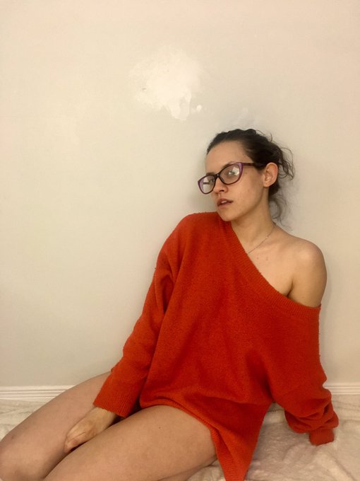 Watch Quinn Finite's leaked NSFW photo on TwXstars