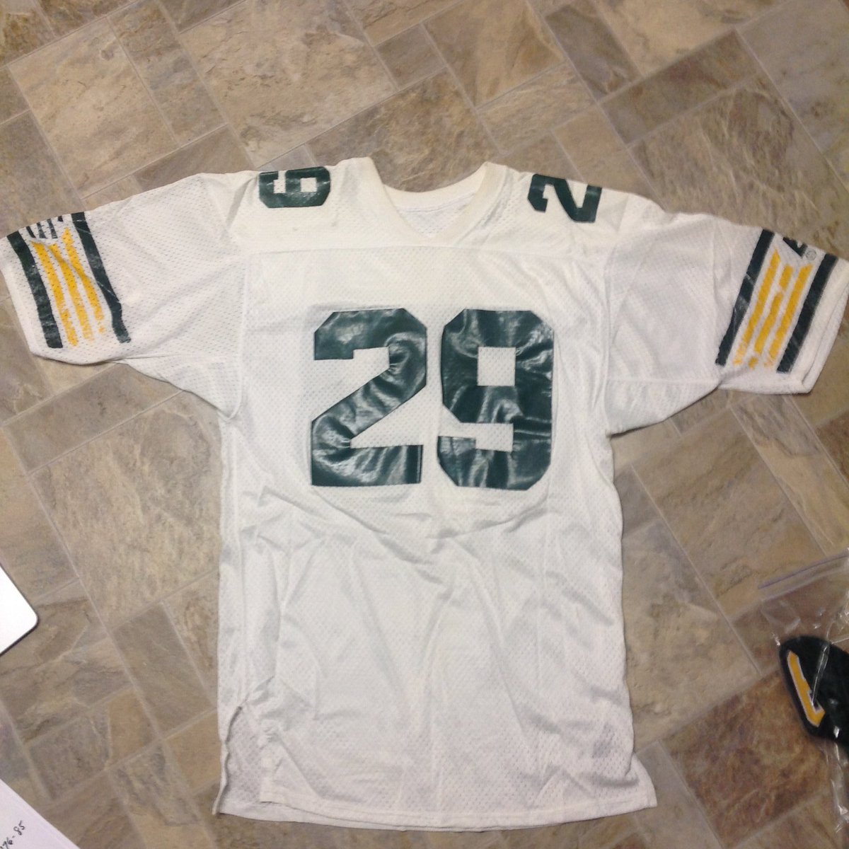 56Parkies's tweet photo. My latest acquisition: 1982 Game Worn Joe Hollimon jersey from the first half of the season. This is the summer-weight version, and comes with the Universiade '83 patch on the sleeve.

Love all the repairs, possibly done by Dwayne Mandrusiak (or maybe he had people to do that?) https://t.co/hG4JGmyPAh