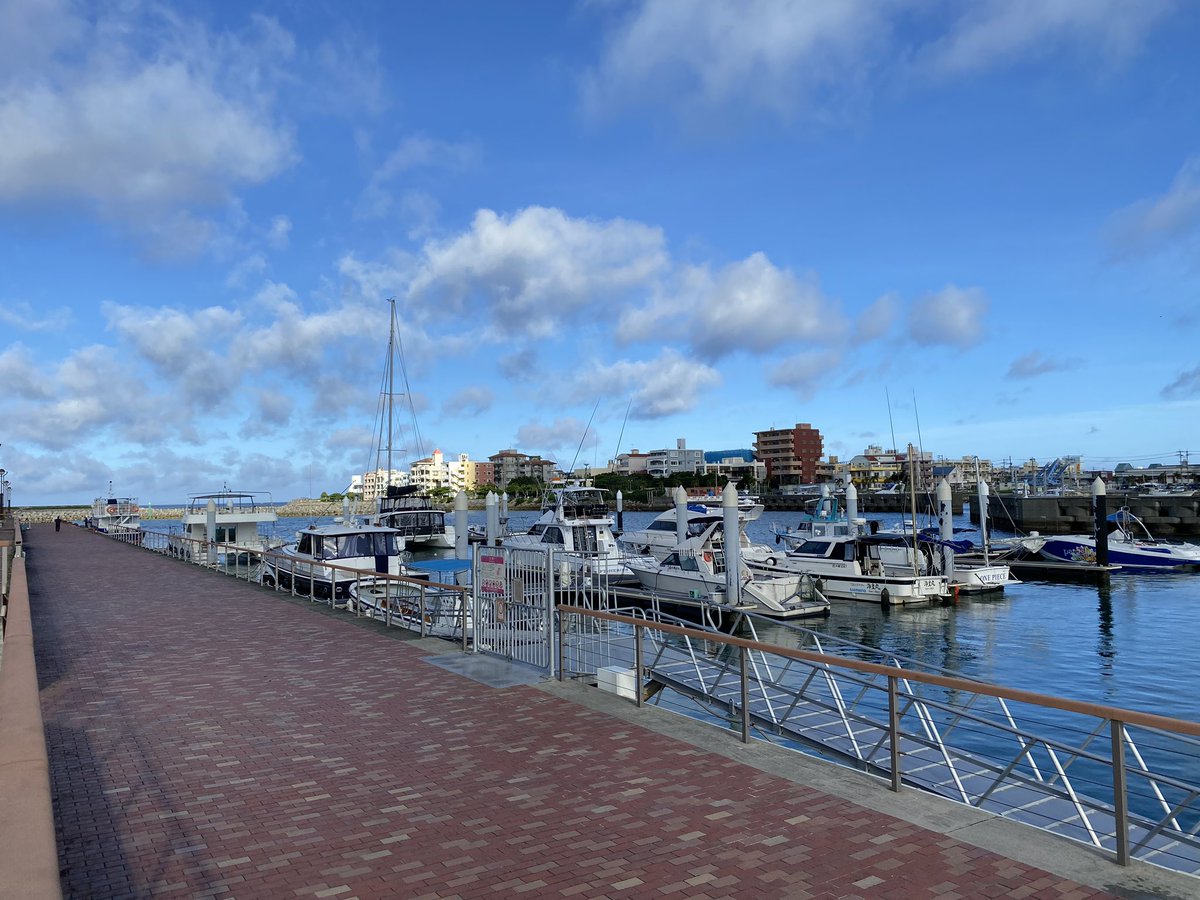 shootlighter's tweet photo. Another beautiful day in #okinawa Good morning everyone! https://t.co/88me2L8fuq