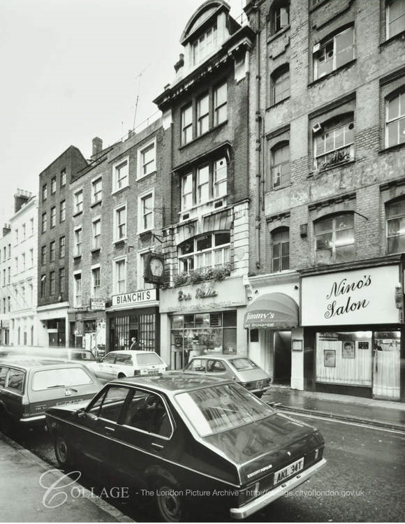 Picture of Bar Italia ( @TheBaristas), 22 Frith Street, in 1985.Opened 1949, just few years before the London espresso craze... and certainly the only  #Soho espresso bar from this golden age still alive today.[Image from the London Picture Archive]