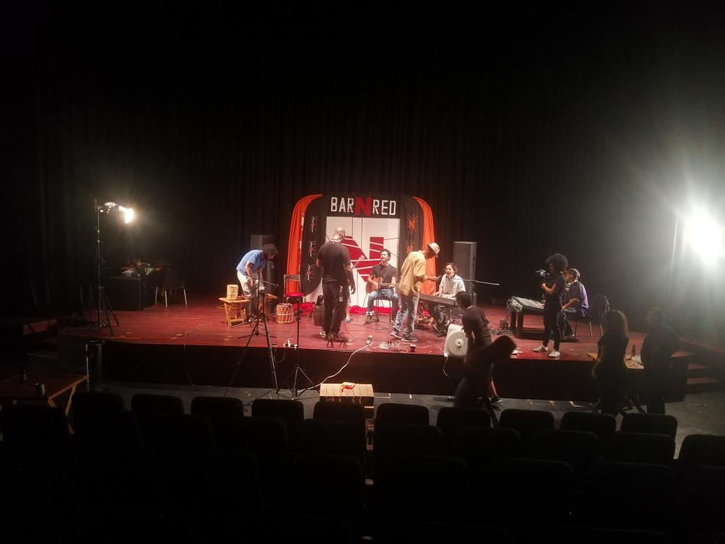 Pendientes que en breve estamos #EnVivo por IG en las cuentas de <a href="/JoseDelgadoSon/">José Delgado</a> <a href="/amarantacanta/">Amaranta Canta</a> <a href="/victormorles/">Natural</a> #BarEnRed <a href="/fundarte_ccs/">Fundarte</a>

#Tamunangue
#13Junio
#somosCultura
#Madrigueras