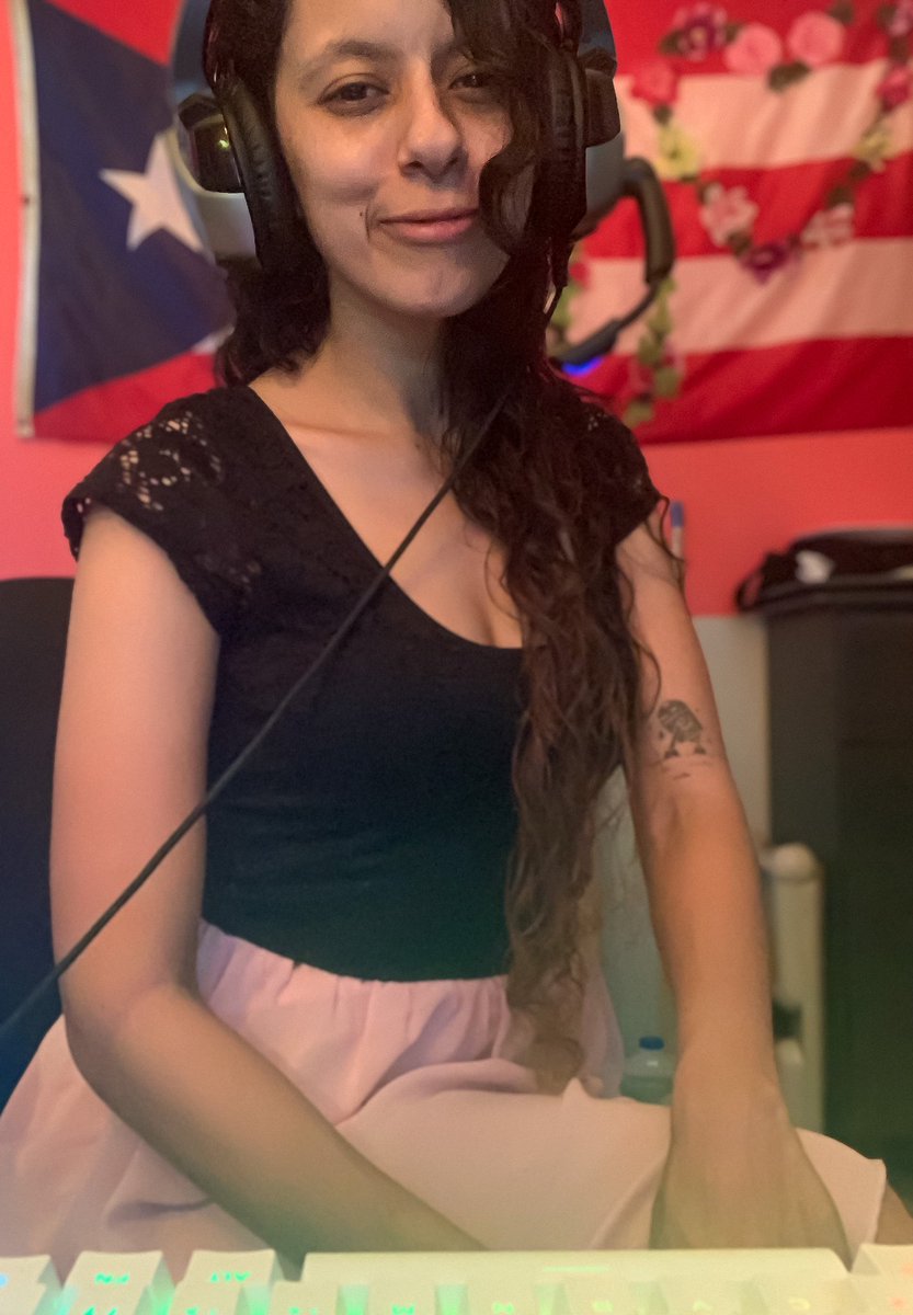 bianca_plurmaid's tweet image. 💖🌹 Just a delicate flower 🌹💖 

#TwitchStreamer #PathToAffiliate #DelicateFlower