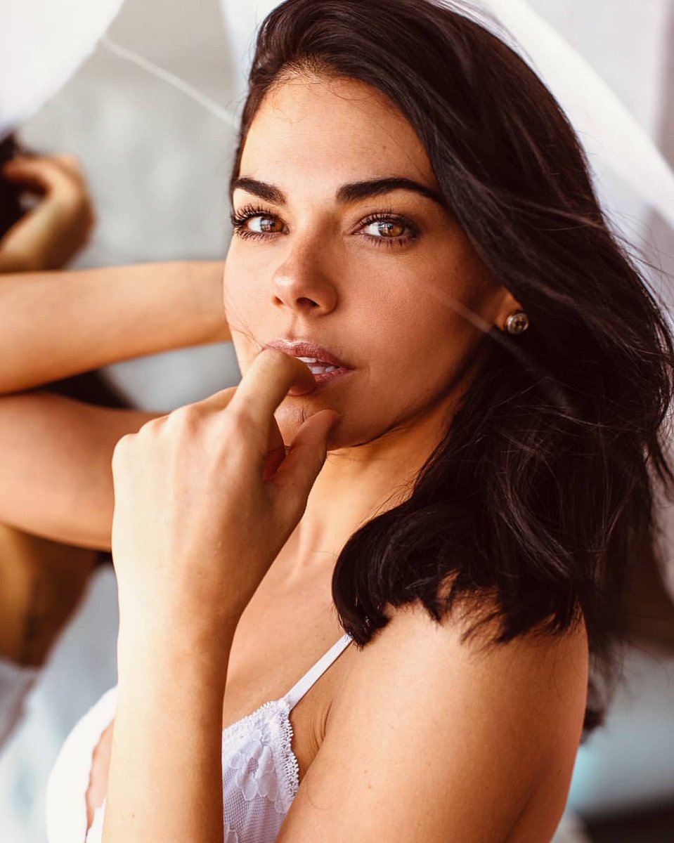 FamosasMundial2's tweet photo. ¿Es @liviabritoof la cubana más hermosa? 😍🇨🇺 https://t.co/oiBJnL8JkO