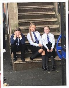 Charlie_Dean6's tweet photo. @LeahXBarnes @Ella_oaks_x https://t.co/koKYmorlaj