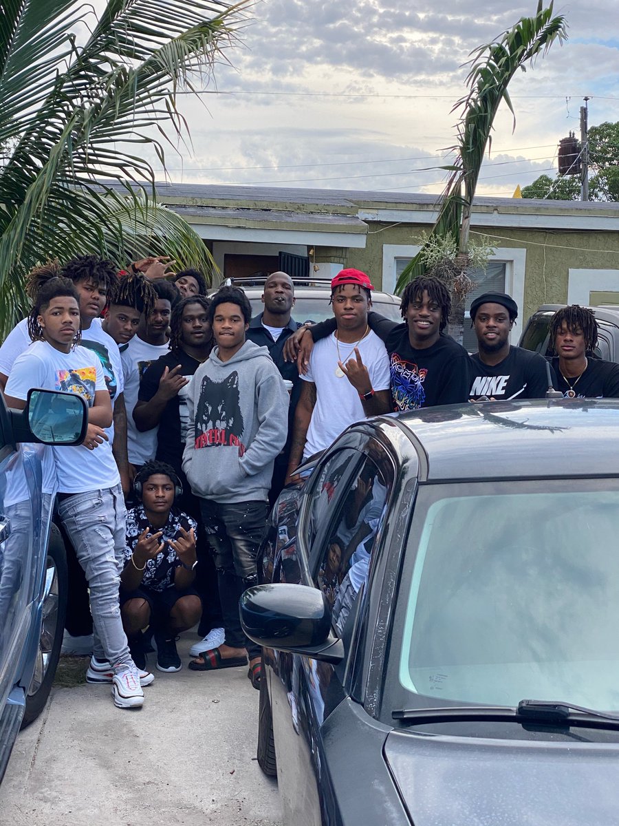 ochocinco's tweet photo. Dade County‼️ https://t.co/FU00q4sawN