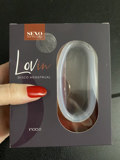 Cam girl que sente prazer no per&iacute;odo menstrual e quer transmitir e se tocar nesses dias, esse coletor<a href="/tag/tododiajulice"class="tags"><span>#tododiajulice</span></a>