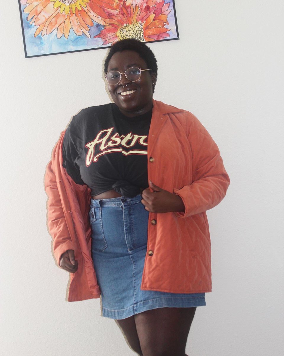 debrizzzle's tweet photo. inspired by @melanatedmomma, a lil dose of dark chocolate thrift drip for the TL https://t.co/TJgl4ghJgA